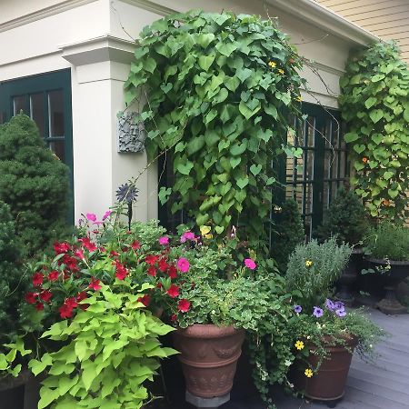 Mary Prentiss Inn เคมบริดจ์ ภายนอก รูปภาพ