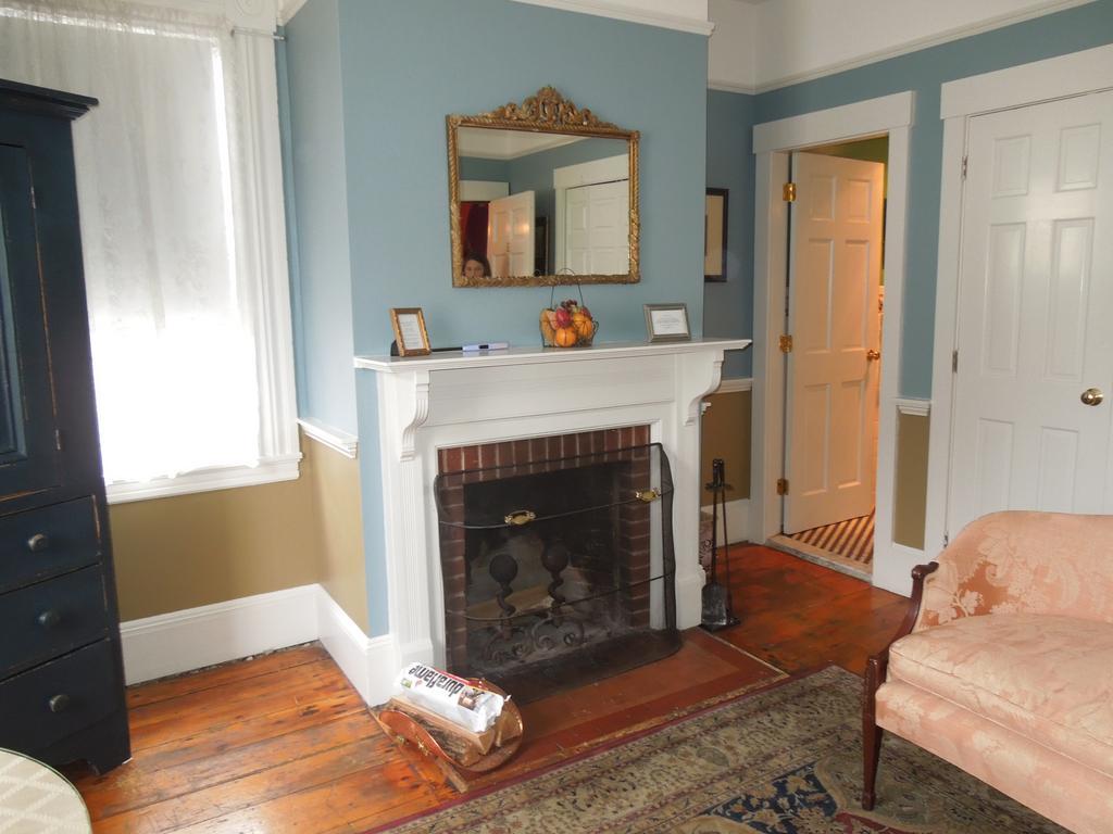 Mary Prentiss Inn เคมบริดจ์ ภายนอก รูปภาพ
